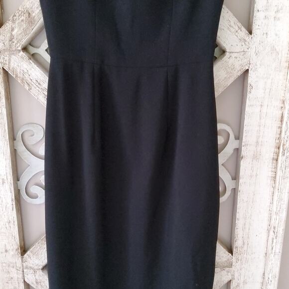 Dress the Population Women's Sleeveless Midi Elle Sheath Dress in Black - Picture 4 of 10